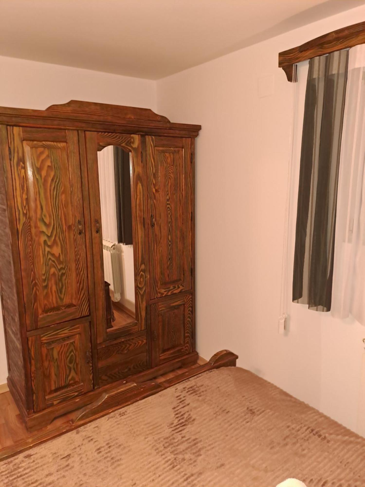 Rooms And Apartmants Mirovic โคลาชิน ภายนอก รูปภาพ